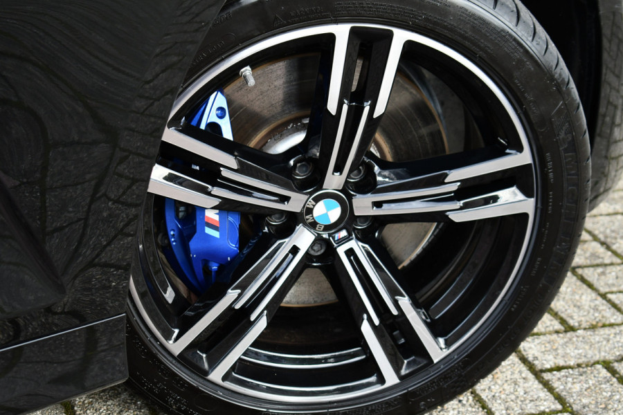 BMW 3 Serie Touring 330e xDrive LCI-2 Pano El-zetels HUD 360-cam Trekhaak