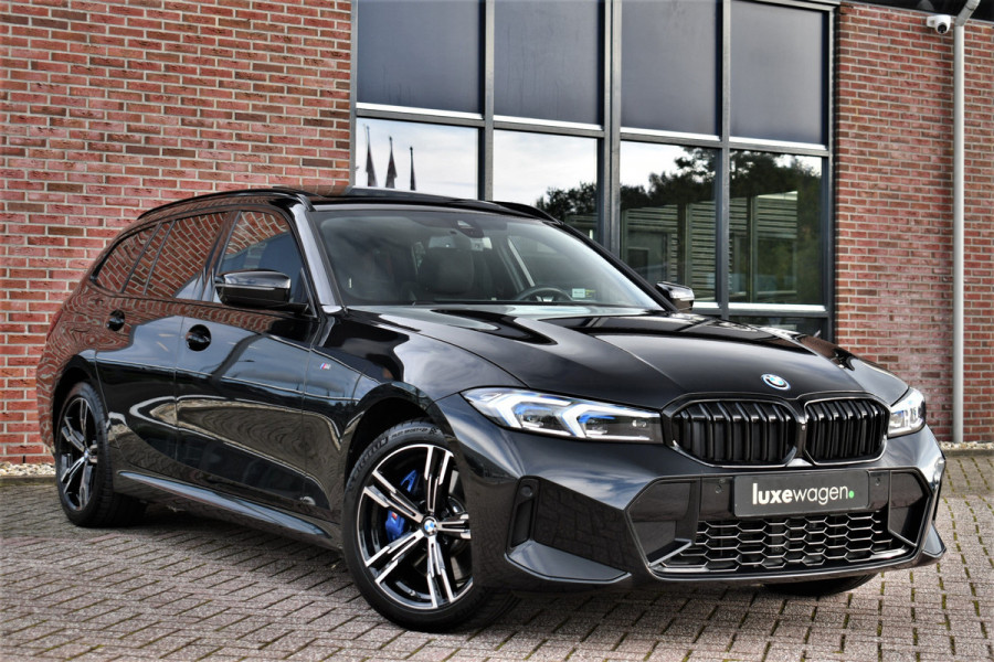 BMW 3 Serie Touring 330e xDrive LCI-2 Pano El-zetels HUD 360-cam Trekhaak