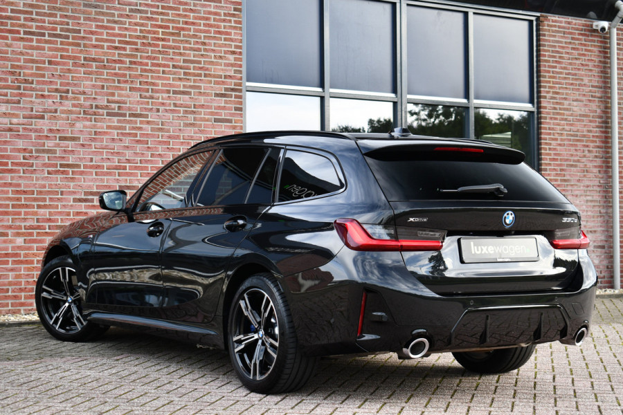 BMW 3 Serie Touring 330e xDrive LCI-2 Pano El-zetels HUD 360-cam Trekhaak