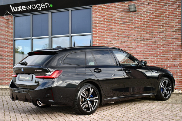 BMW 3 Serie Touring 330e xDrive LCI-2 Pano El-zetels HUD 360-cam Trekhaak