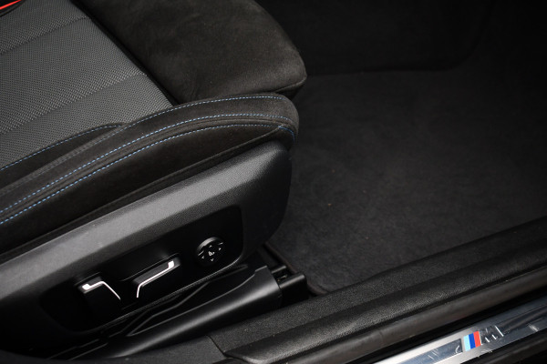 BMW 3 Serie Touring 330e xDrive LCI-2 Pano El-zetels HUD 360-cam Trekhaak
