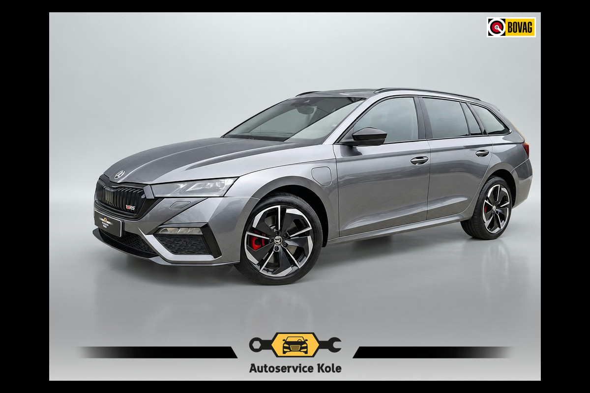 Škoda Octavia 1.4 TSI * RS iV * Navigatiesysteem * Parkeercamera * Stoelverwarming * Head up display *