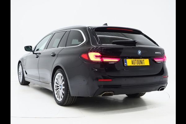 BMW 5 Serie Touring 520e | Leder | HUD | Keyless | 360 | Sfeerlicht | Dodehoek | Stoelverwarming | Carplay