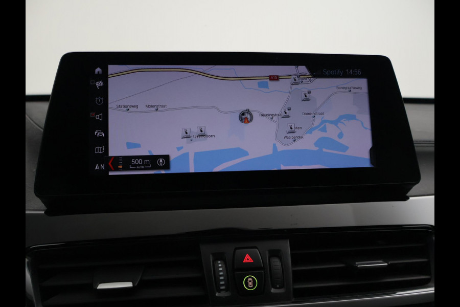 BMW X1 xDrive25e 220 PK BUSINESS EDITION + TREKHAAK | HEAD-UP | SFEERVERL. | CAMERA | STOELVERW.
