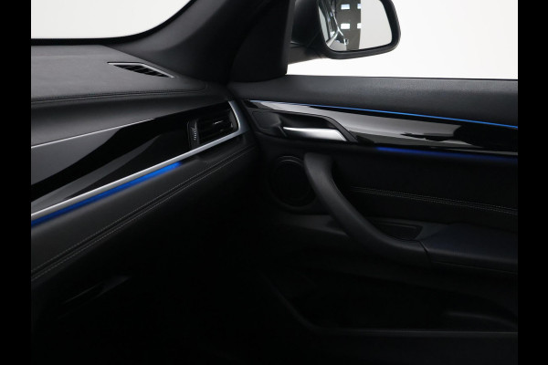 BMW X1 xDrive25e 220 PK BUSINESS EDITION + TREKHAAK | HEAD-UP | SFEERVERL. | CAMERA | STOELVERW.