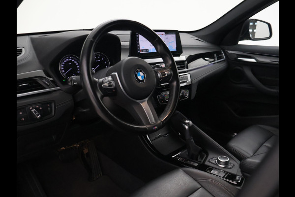 BMW X1 xDrive25e 220 PK BUSINESS EDITION + TREKHAAK | HEAD-UP | SFEERVERL. | CAMERA | STOELVERW.