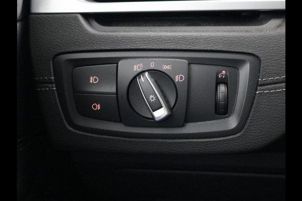 BMW X1 xDrive25e 220 PK BUSINESS EDITION + TREKHAAK | HEAD-UP | SFEERVERL. | CAMERA | STOELVERW.