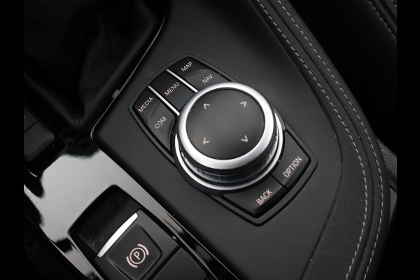 BMW X1 xDrive25e 220 PK BUSINESS EDITION + TREKHAAK | HEAD-UP | SFEERVERL. | CAMERA | STOELVERW.