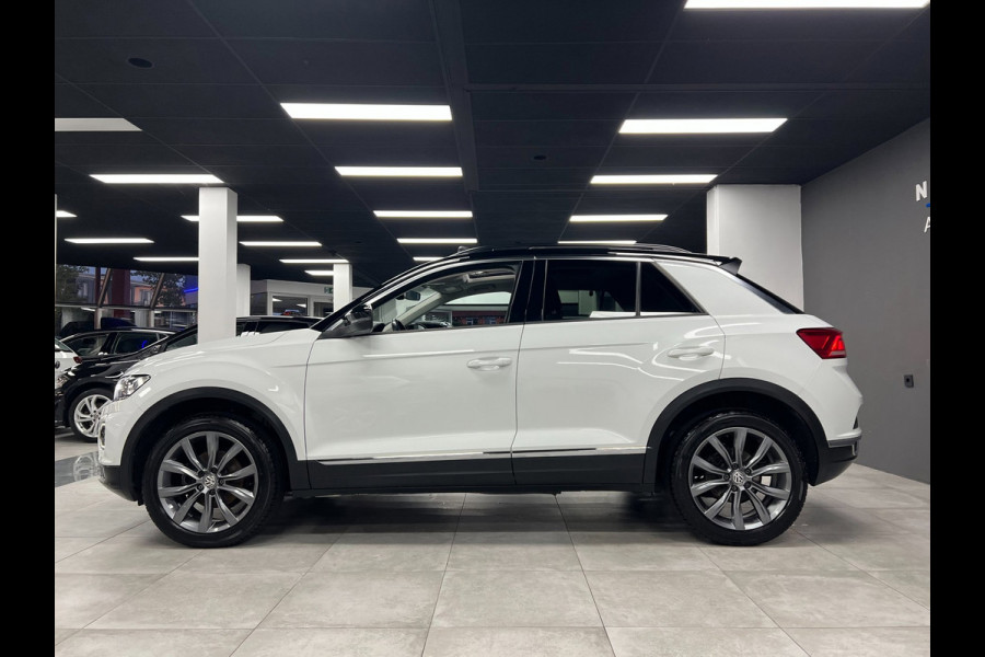 Volkswagen T-Roc 1.5 TSI | ACC | Camera | Pano | Virtual