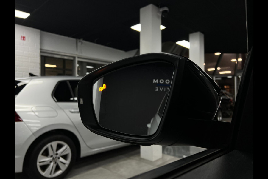 Volkswagen T-Roc 1.5 TSI | ACC | Camera | Pano | Virtual