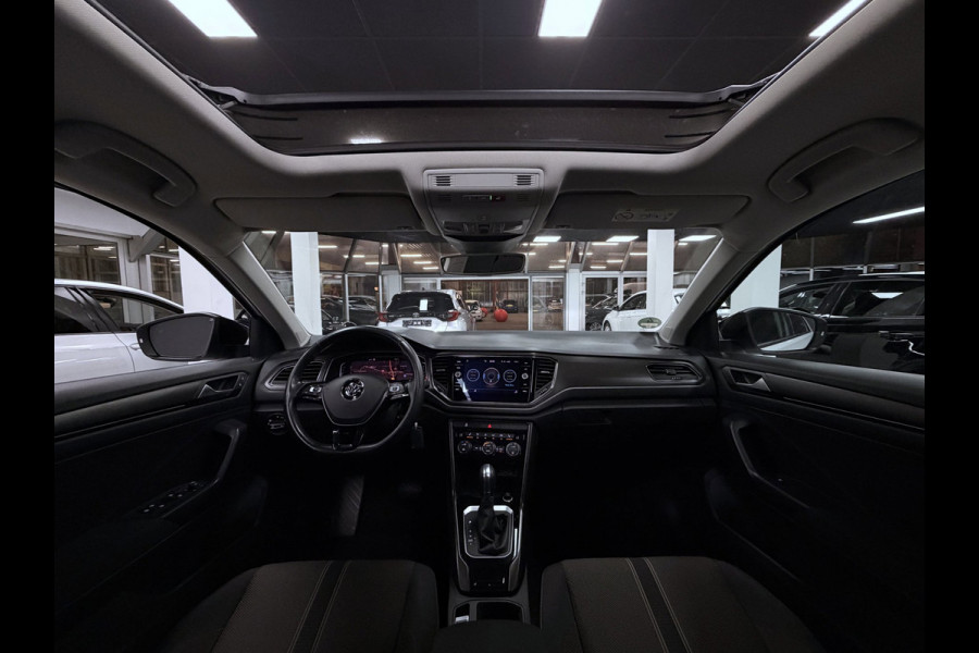 Volkswagen T-Roc 1.5 TSI | ACC | Camera | Pano | Virtual