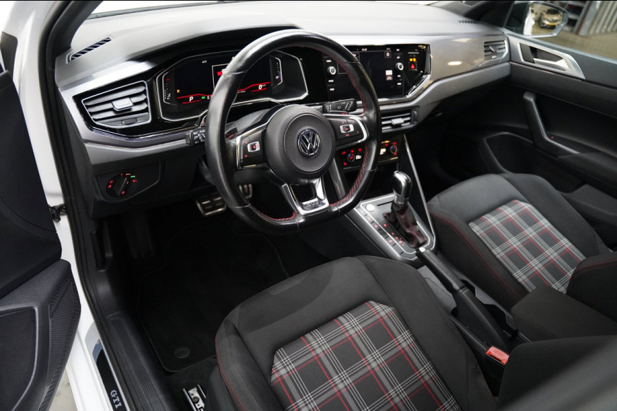 Volkswagen Polo 2.0 TSI GTI VIRTUAL KEYLESS BEATS CAMERA
