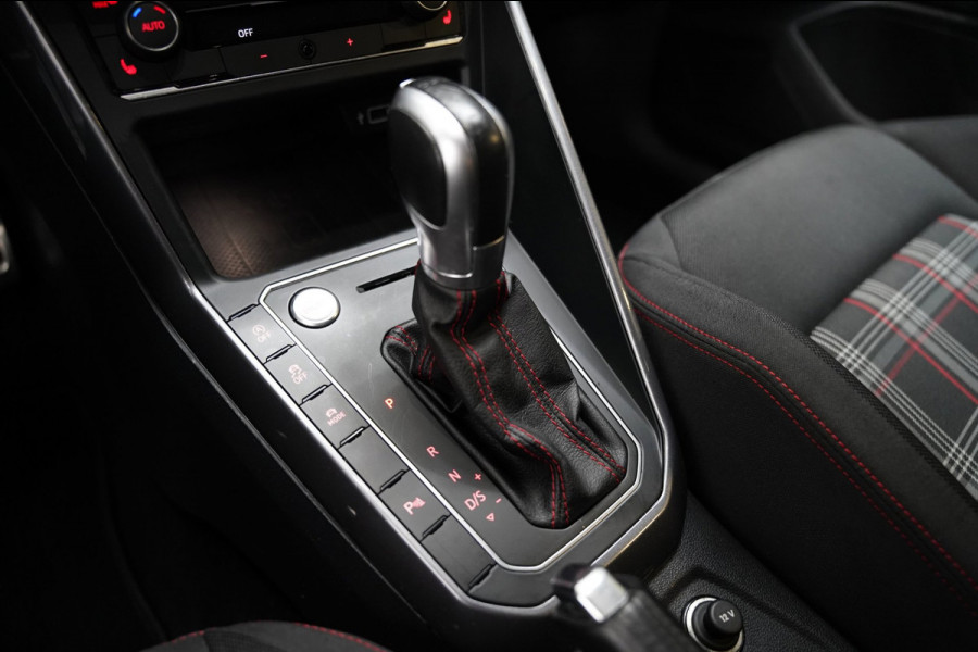 Volkswagen Polo 2.0 TSI GTI VIRTUAL KEYLESS BEATS CAMERA