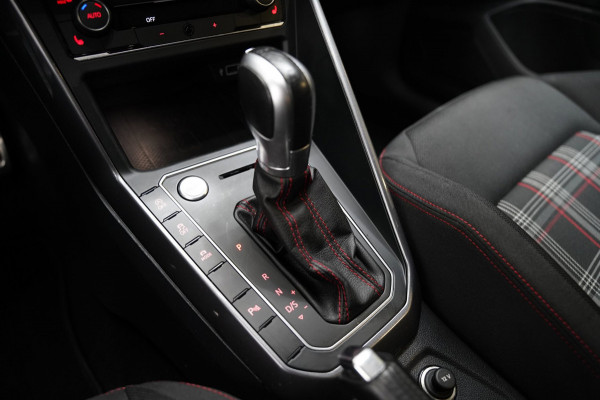 Volkswagen Polo 2.0 TSI GTI VIRTUAL KEYLESS BEATS CAMERA