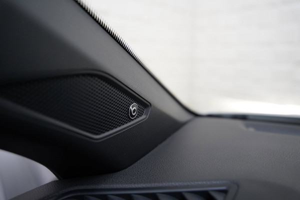 Volkswagen Polo 2.0 TSI GTI VIRTUAL KEYLESS BEATS CAMERA