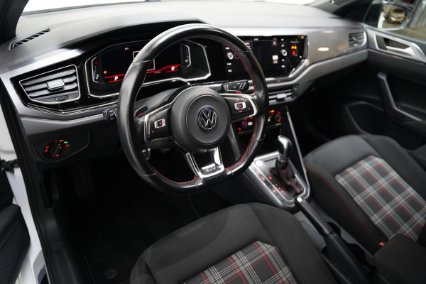 Volkswagen Polo 2.0 TSI GTI VIRTUAL KEYLESS BEATS CAMERA