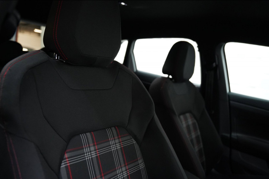 Volkswagen Polo 2.0 TSI GTI VIRTUAL KEYLESS BEATS CAMERA