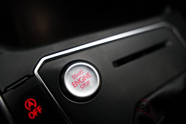 Volkswagen Polo 2.0 TSI GTI VIRTUAL KEYLESS BEATS CAMERA