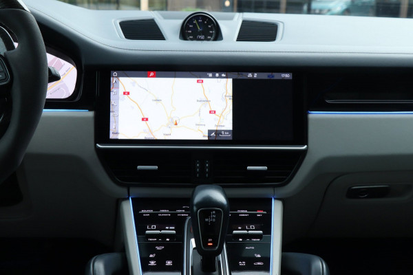 Porsche Cayenne Coupé 3.0 E-Hybrid | Sport Chrono | ACC | Bose | Sterrenhemel!