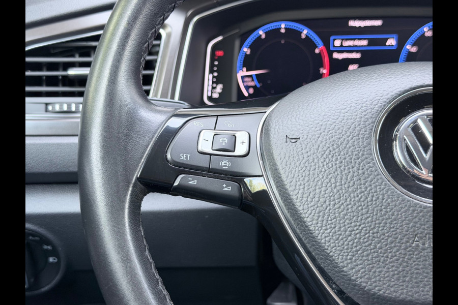 Volkswagen T-Roc 1.5 TSI Style AppleCarPlay/Acc