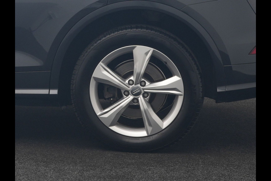 Audi Q5 50 TFSI e Quattro 2x S Line PHEV 300pk | Trekhaak Af Fabriek | Virtual Cockpit | Camera | Sportstoelen Verwarmd | Keyless | Blis | Apple Carplay | Navigatie | DAB | Cruise Control | Plug In Hybrid |