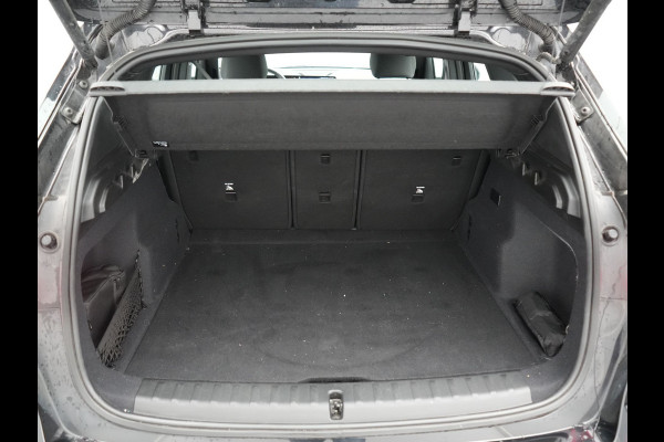 BMW iX1 xDrive30 67 kWh 313pk Dealer O.H. | Adaptive Cruise | Head Up | 360 Camera | Harman / Kardon | Lederen Comfortstoelen Massage & Memory | Keyless | Blis | Sfeerverlichting | Stoelverwarming | Apple Carplay | Navigatie | DAB |