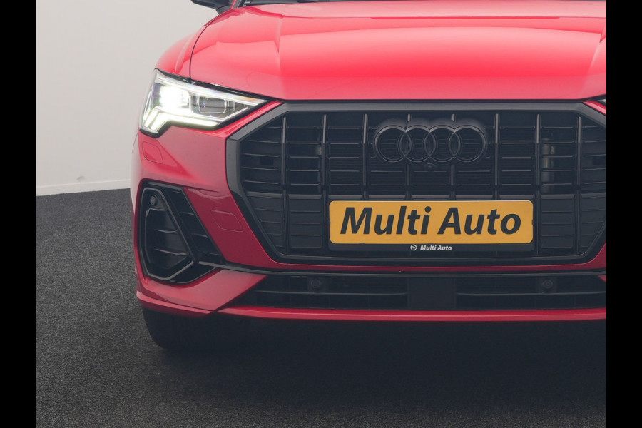 Audi Q3 45 TFSI e 2x S Line PHEV 245pk Dealer O.H. | Trekhaak Af Fabriek | Panodak | Adaptive Cruise | 360 Camera | Matrix LED | Alcantara Sportstoelen Memory & Verwarmd | Blis | Keyless | Sfeerverlichting | Navigatie | DAB | 19"L.M | Plug In Hybrid |