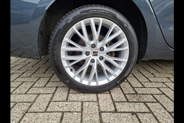 Seat Leon Sportstourer 1.4 TSI PHEV XCELLENCE Automaat * Navigatiesysteem * Elek. Trekhaak * Parkeercamera *