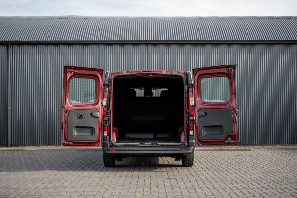 Renault Trafic 2.0 dCi 150 L2H1 | Automaat | 5-Zits | 150 PK | Camera | Cruise | Navi | Airco