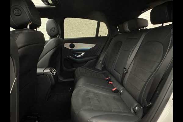 Mercedes-Benz GLC Coupé 250 4MATIC AMG-Line | Panorama | Trekhaak | 21 Inch | Night-Pakket | Carplay | Achteruitrij-Camera | Sound-Upgrade | Stoelverwarming | Full-LED | Navigatie |