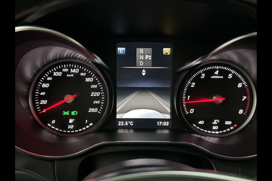 Mercedes-Benz GLC Coupé 250 4MATIC AMG-Line | Panorama | Trekhaak | 21 Inch | Night-Pakket | Carplay | Achteruitrij-Camera | Sound-Upgrade | Stoelverwarming | Full-LED | Navigatie |