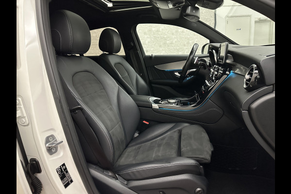 Mercedes-Benz GLC Coupé 250 4MATIC AMG-Line | Panorama | Trekhaak | 21 Inch | Night-Pakket | Carplay | Achteruitrij-Camera | Sound-Upgrade | Stoelverwarming | Full-LED | Navigatie |