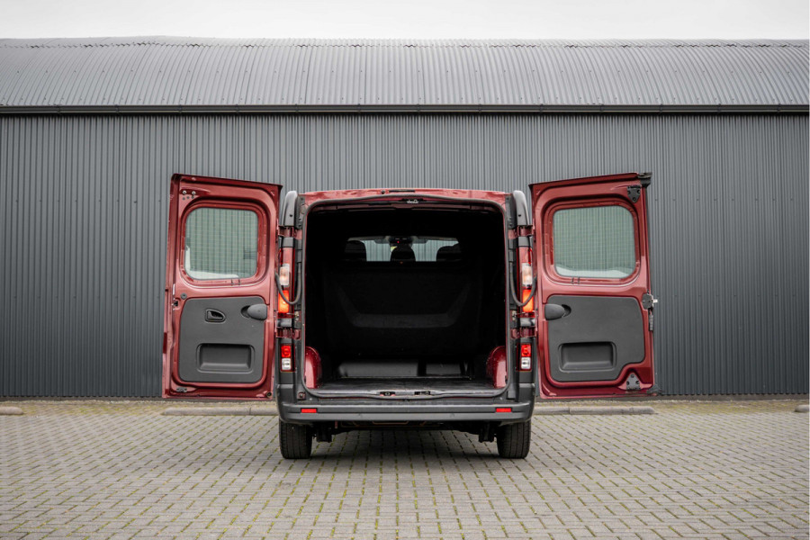 Renault Trafic 2.0 dCi 150 L2H1 | Automaat | 5-Zits | 150 PK | Camera | Cruise | Navi | Airco