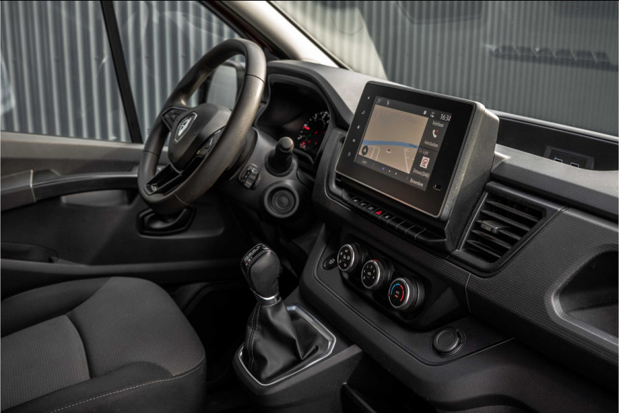Renault Trafic 2.0 dCi 150 L2H1 | Automaat | 5-Zits | 150 PK | Camera | Cruise | Navi | Airco