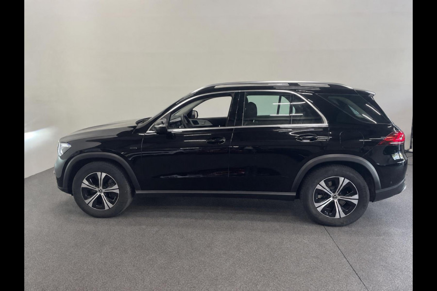 Mercedes-Benz GLE 350 e 4MATIC Navigatie Apple Carplay/Android Auto 360 Camera Parkeersensoren Head-up-display Cruise Control Stoelverwarming voor en achter Stuurverwarming Sfeerverlichting Virtual Cockpit Climate Control