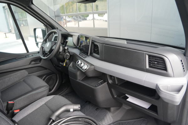 Renault Master E-Tech T35 L2H2 Advance Long Range 87 kWh 143pk - Navi - Camera - Betimmering - Laadmogelijkheid 22kW AC 150kW DC - Rijklaar