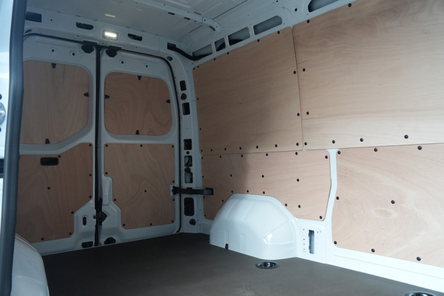 Renault Master E-Tech T35 L2H2 Advance Long Range 87 kWh 143pk - Navi - Camera - Betimmering - Laadmogelijkheid 22kW AC 150kW DC - Rijklaar