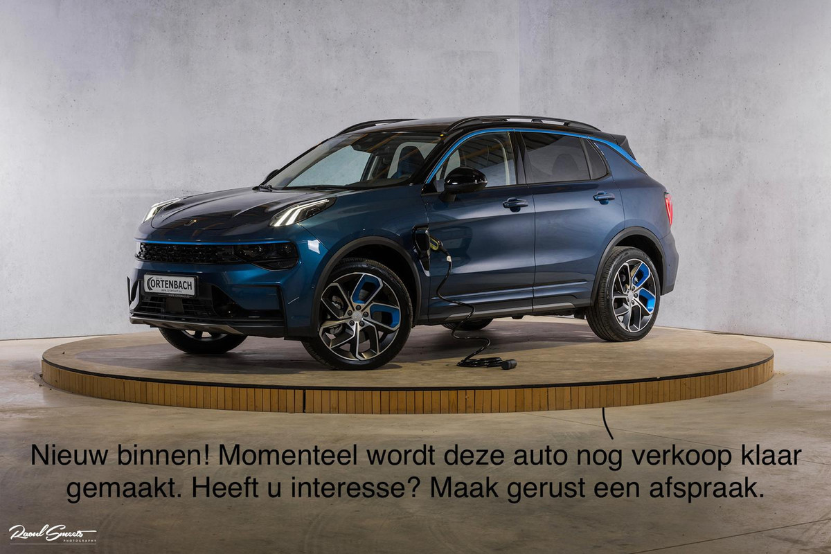 Lynk & Co 01 1.5 | ALL-IN PRIJZEN – inclusief onderhoud, originele Lynk & Co software-update en 1 jaar BOVAG-garantie | Afn. trekhaak | Adaptieve cruise | Panoramadak | Blis | Memory |