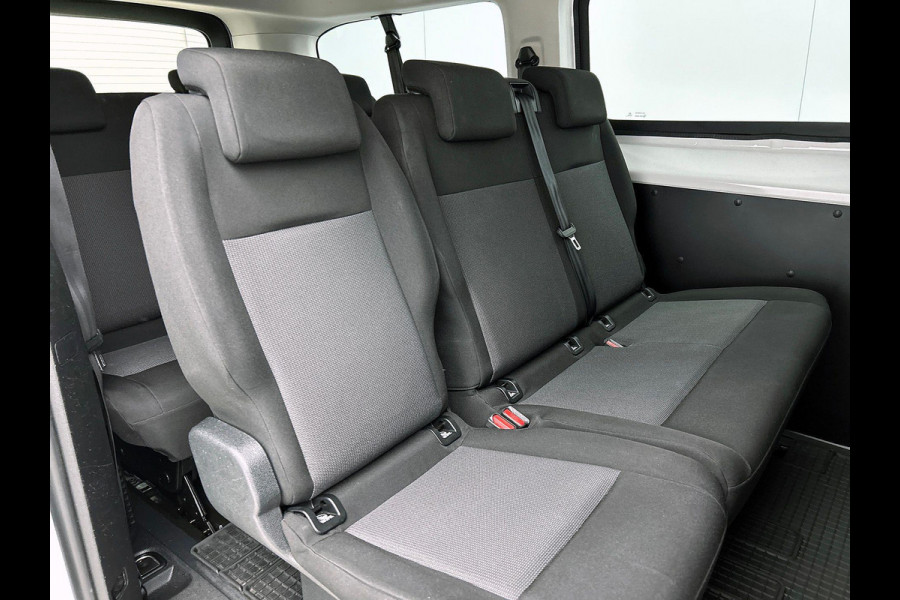 Opel Vivaro Combi 1.5 CDTI L3H1 9persoons PERSONENBUS Prijs is incl. BTW/BPM Navigatie Apple Carplay/ Android Auto Airco Cruise control Radio Parkeersensoren