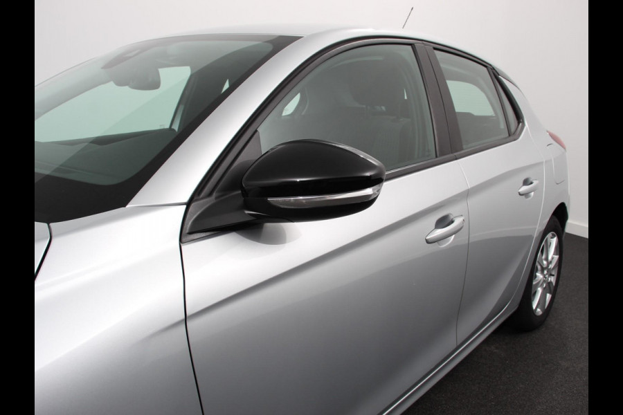 Opel Corsa 1.2 Edition Navigatie Apple Carplay/Android Auto Airco Camera Parkeer sensoren Cruise Control Lichtmetalen Velgen