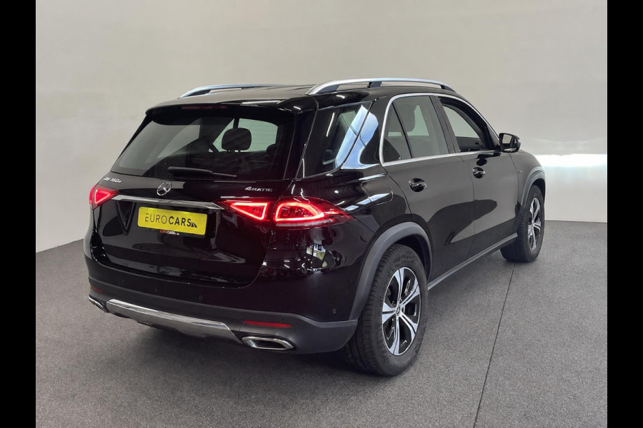Mercedes-Benz GLE 350 e 4MATIC Navigatie Apple Carplay/Android Auto 360 Camera Parkeersensoren Head-up-display Cruise Control Stoelverwarming voor en achter Stuurverwarming Sfeerverlichting Virtual Cockpit Climate Control