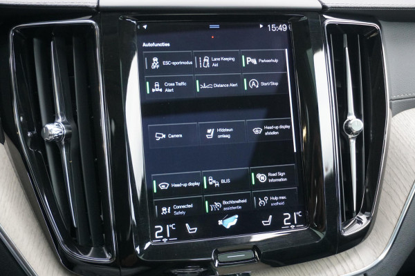 Volvo XC60 2.0 B5 Inscription + PANORAMA / 360 CAMERA / LEDER / TREKHAAK /