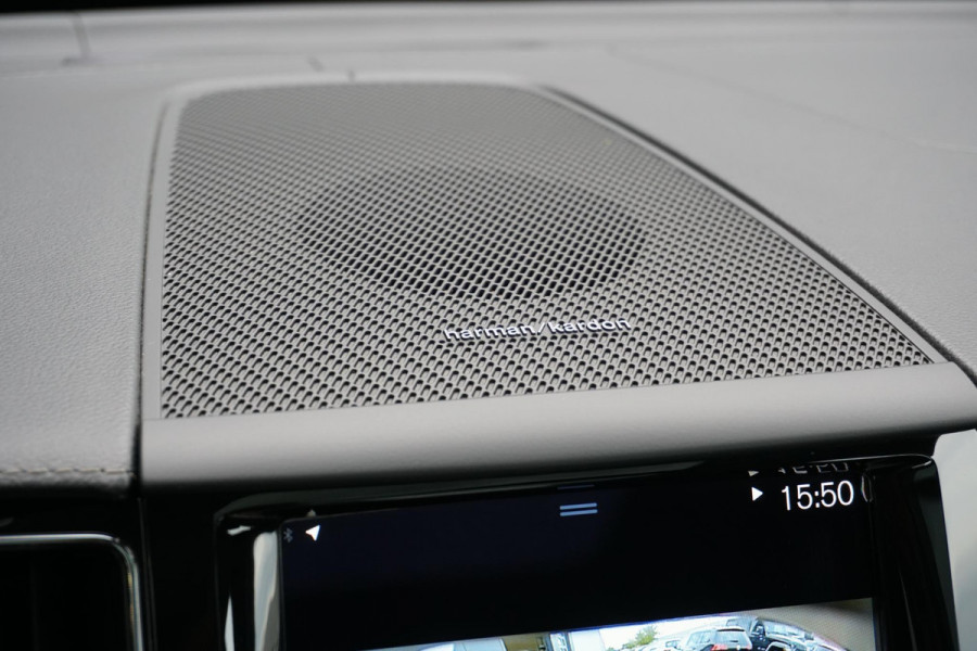 Volvo XC60 2.0 B5 Inscription + PANORAMA / 360 CAMERA / LEDER / TREKHAAK /