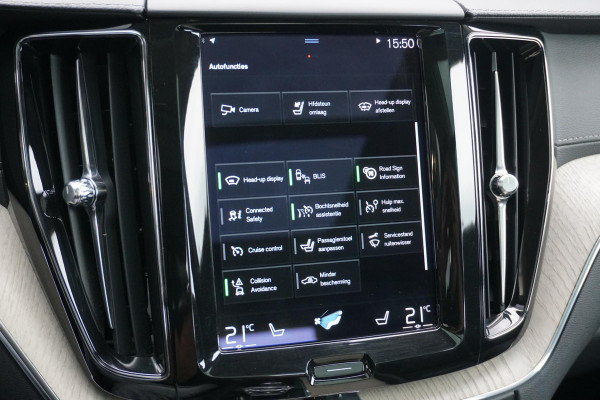 Volvo XC60 2.0 B5 Inscription + PANORAMA / 360 CAMERA / LEDER / TREKHAAK /