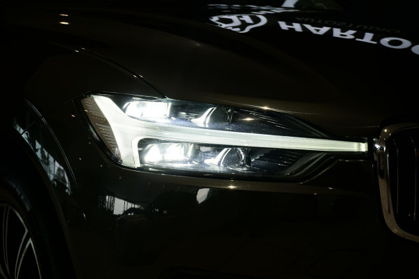Volvo XC60 2.0 B5 Inscription + PANORAMA / 360 CAMERA / LEDER / TREKHAAK /