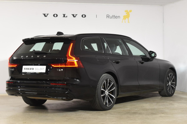 Volvo V60 T6 350PK Plug-in hybrid AWD Plus Dark / Adaptive Cruise Control / 360 Camera / Harman Kardon / Stoel- en stuurverwarming / Stoelverwarming achter / Trekhaak elektrisch wegklapbaar / Elektrische stoelen met geheugen