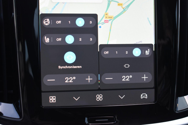 Volvo V60 T6 350PK Plug-in hybrid AWD Plus Dark / Adaptive Cruise Control / 360 Camera / Harman Kardon / Stoel- en stuurverwarming / Stoelverwarming achter / Trekhaak elektrisch wegklapbaar / Elektrische stoelen met geheugen