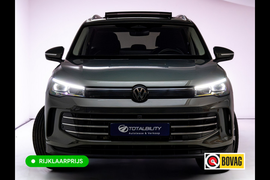 Volkswagen Tiguan 1.5 eHybrid Elegance | Elec. trekhaak | HUD | Pano dak | Stoel- stuur- & achterbankverw. | IQ Led | Adap. Cruise | Massagestoelen, Sfeerverlichting, Navigatie, App. connect, Spraakbediening, 19"LMV, Cipressino Green Metallic