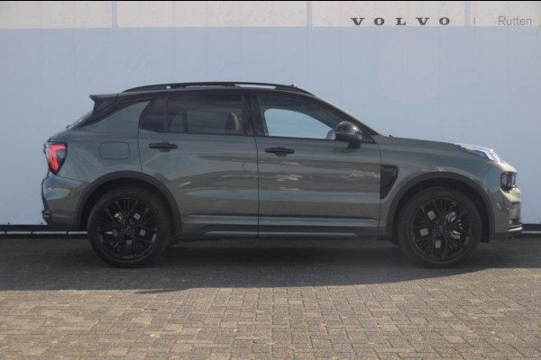 Lynk & Co 01 276PK Automaat More Trekhaak / Adaptive cruise control / Leren bekleding / Elektrisch verstelbare stoelen / Schuif- kanteldak / Stoel- en stuurverwarming / Parkeersensoren V+A / 360 Graden Camera / Elektrische achterklep / 20" lichtmetalen velgen