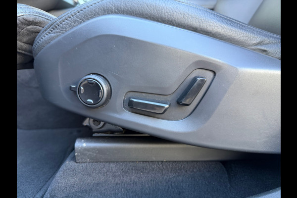 Volvo XC60 2.0 Recharge T6 AWD Inscription | Pano | Surround View | Trekhaak | Dealer Ond.